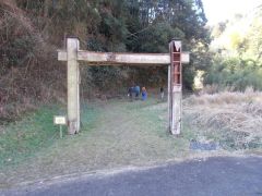 ���莛���o�R���ɂ͏���͂����\����������B